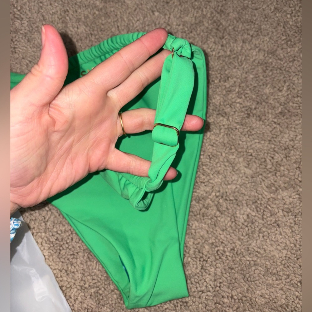 Green Skatie Bottoms! - Picture 5 of 6